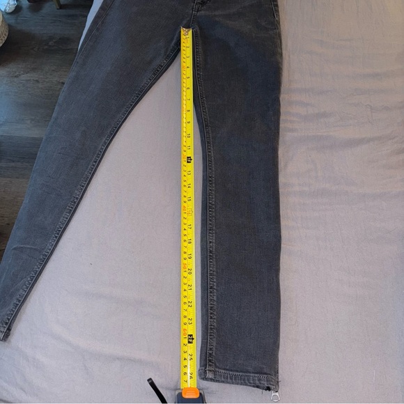 Rag & Bone Cate Mid-Rise Skinny - Picture 9 of 9